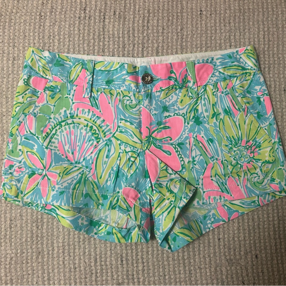 Lilly Pulitzer Women's Tropical Floral Shorts - Pink, Green, and Blue